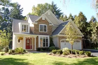 5-Bed House Plan with Bowed Rear Wall