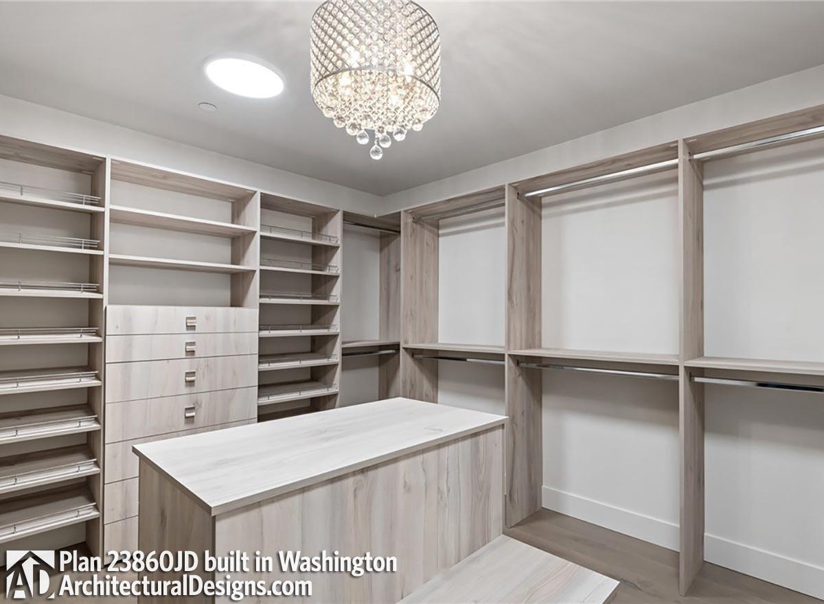 Client Photo id:  391369