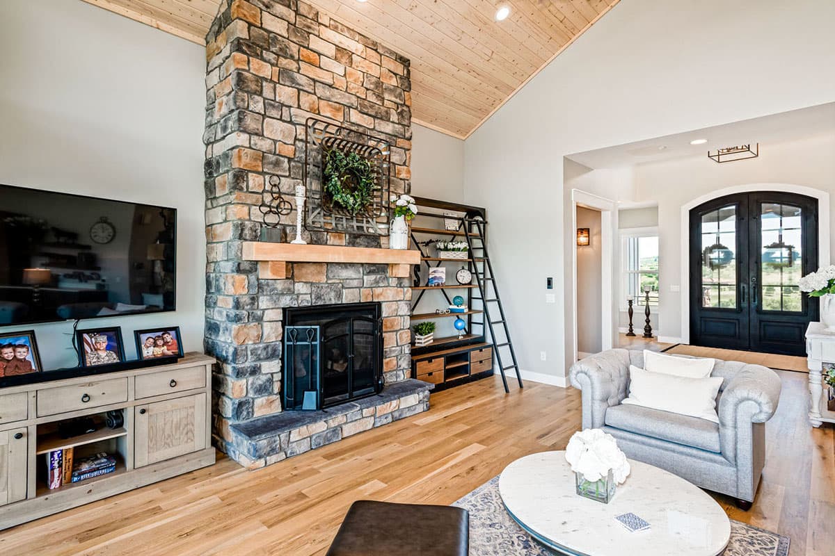Plan 95085RW: Mountain Craftsman Plan with Ample Storage Space - 2744 Sq Ft - Architectural Designs - Image #7 - Craftsman, Mountain, New American, Rustic