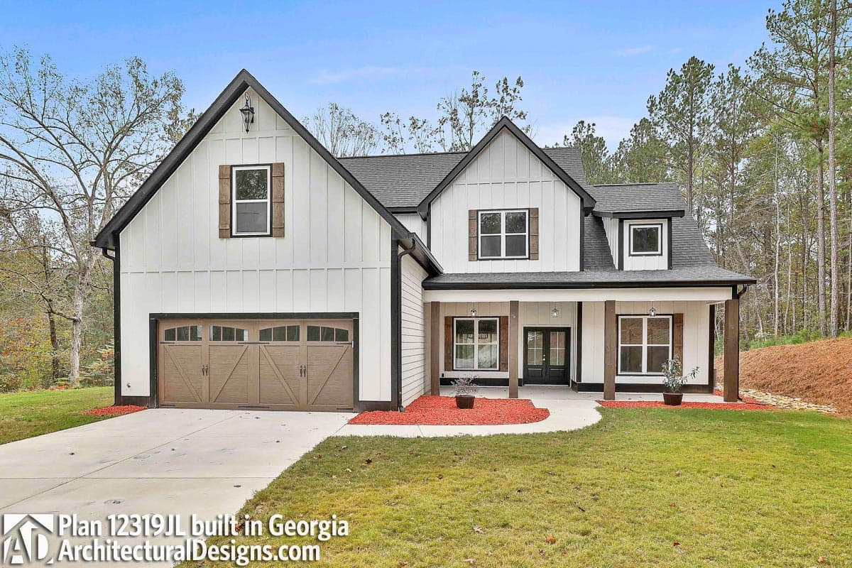build gallery item - Farmhouse Plan 12319JL Comes to Life in Tennessee