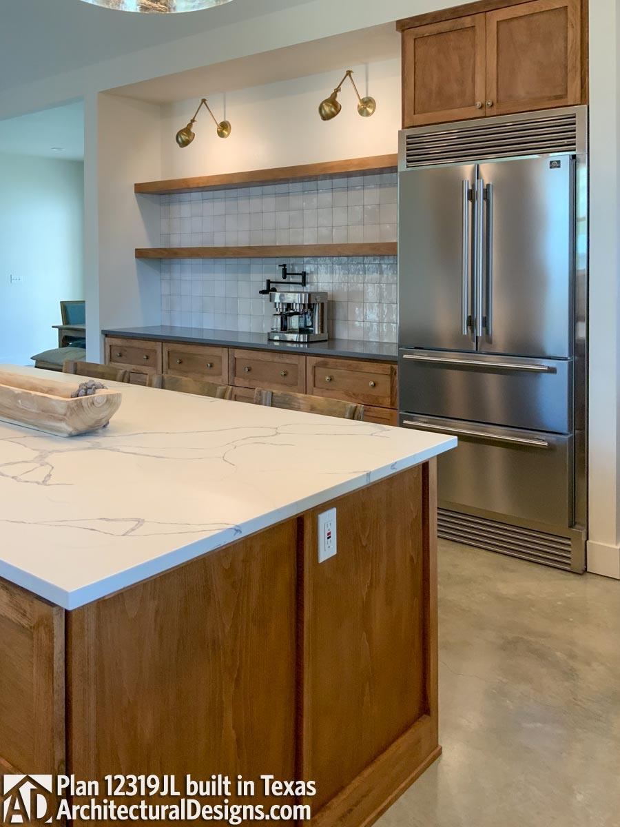 Client Photo id:  406452