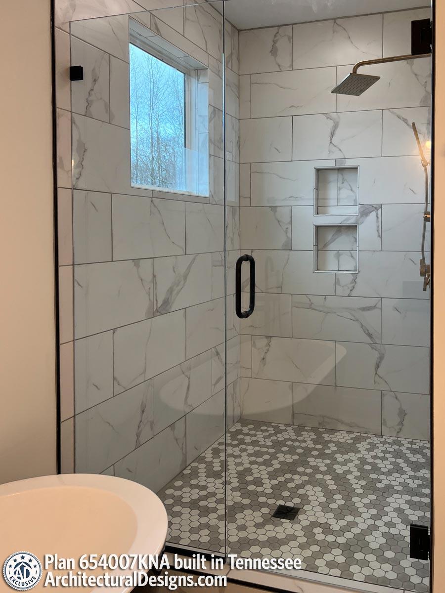 Client Photo id:  407780