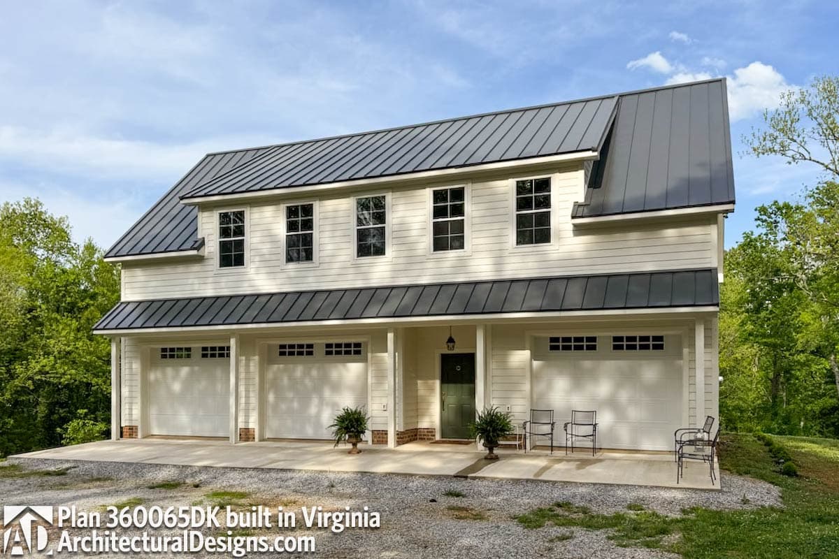 build gallery item - Carriage House Plan 360065DK Comes to Life in Virginia