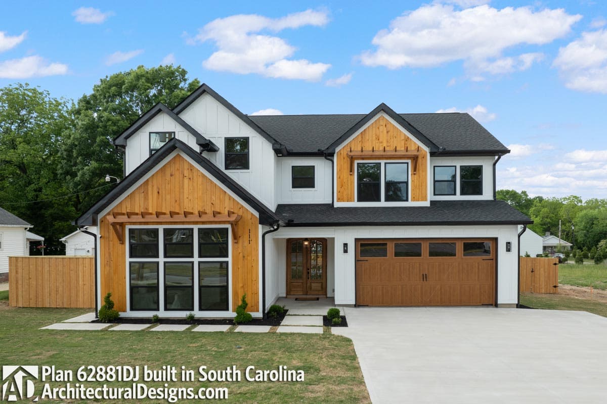 build gallery item - House Plan 62881DJ Comes to Life in South Carolina