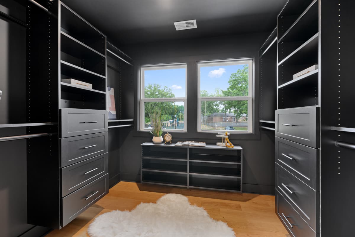 Plan 62881DJ: 5-Bed New American House Plan with In-Law Suite - Image #14 - Craftsman, Modern Farmhouse, New American