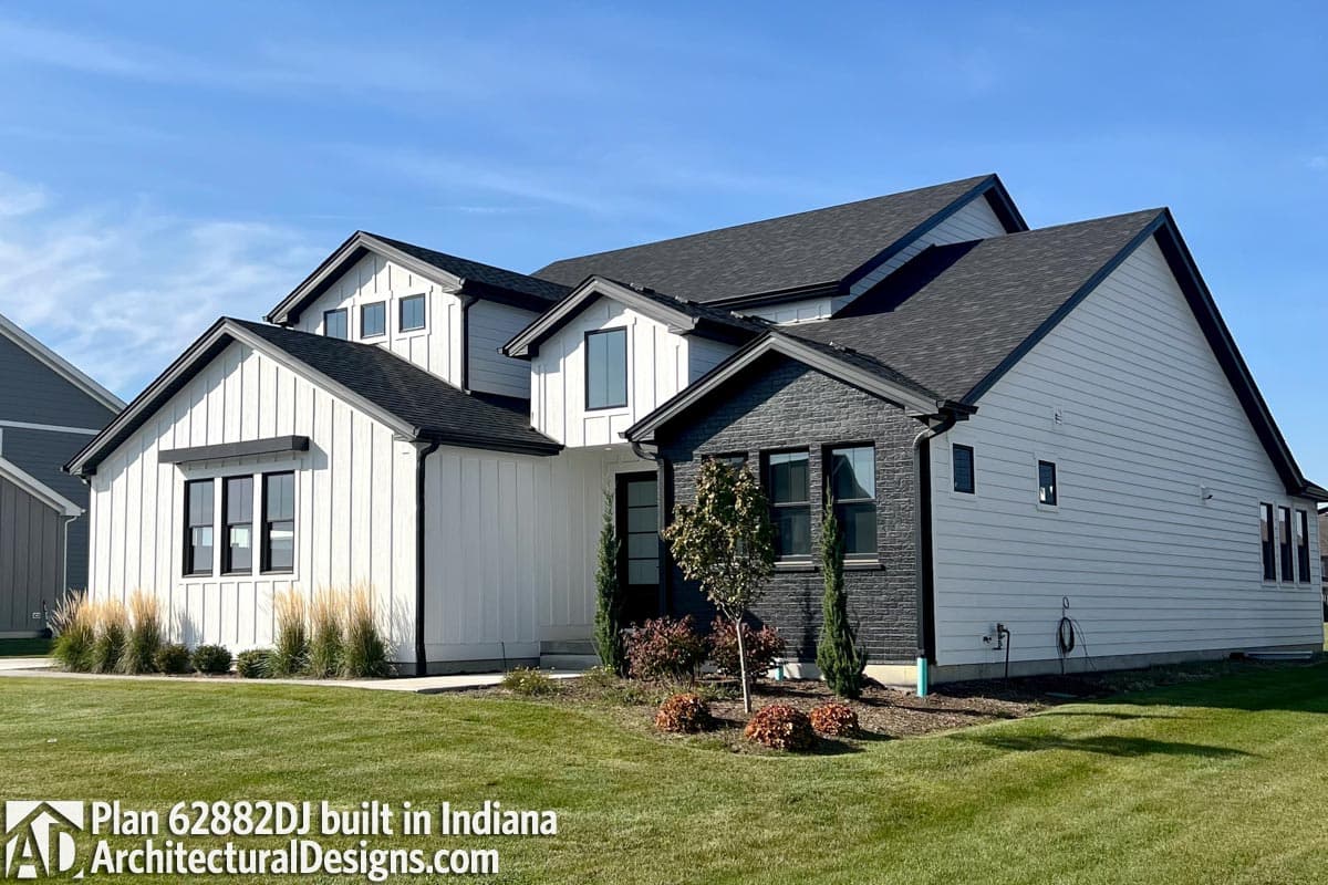 build gallery item - New American House Plan 62882DJ Comes to Life in Indiana
