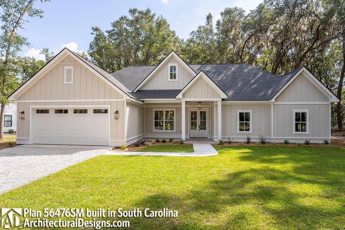 build gallery item - New American Farmhouse Plan 56476SM Comes to Life in Texas