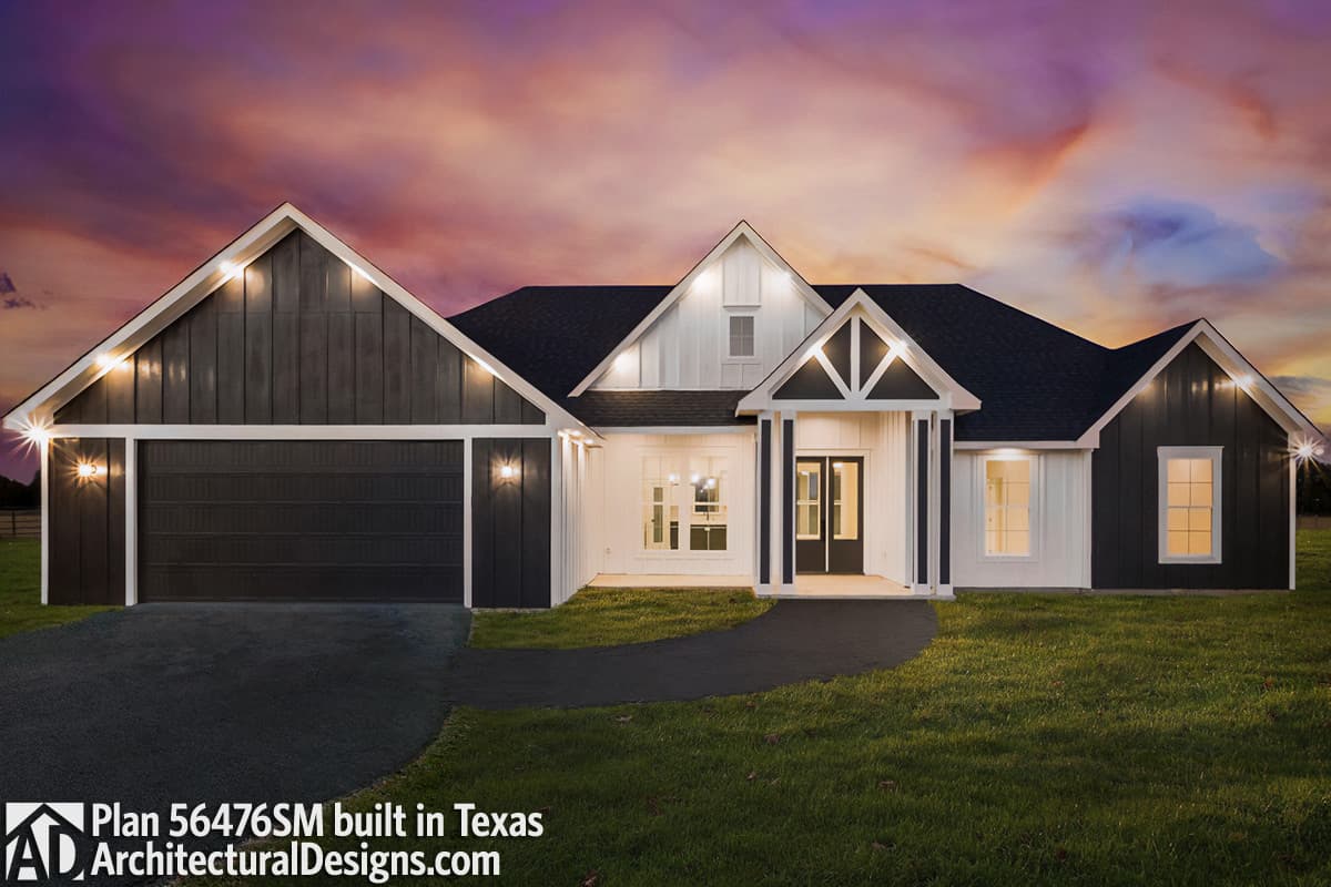 build gallery item - New American Farmhouse Plan 56476SM Comes to Life in Texas