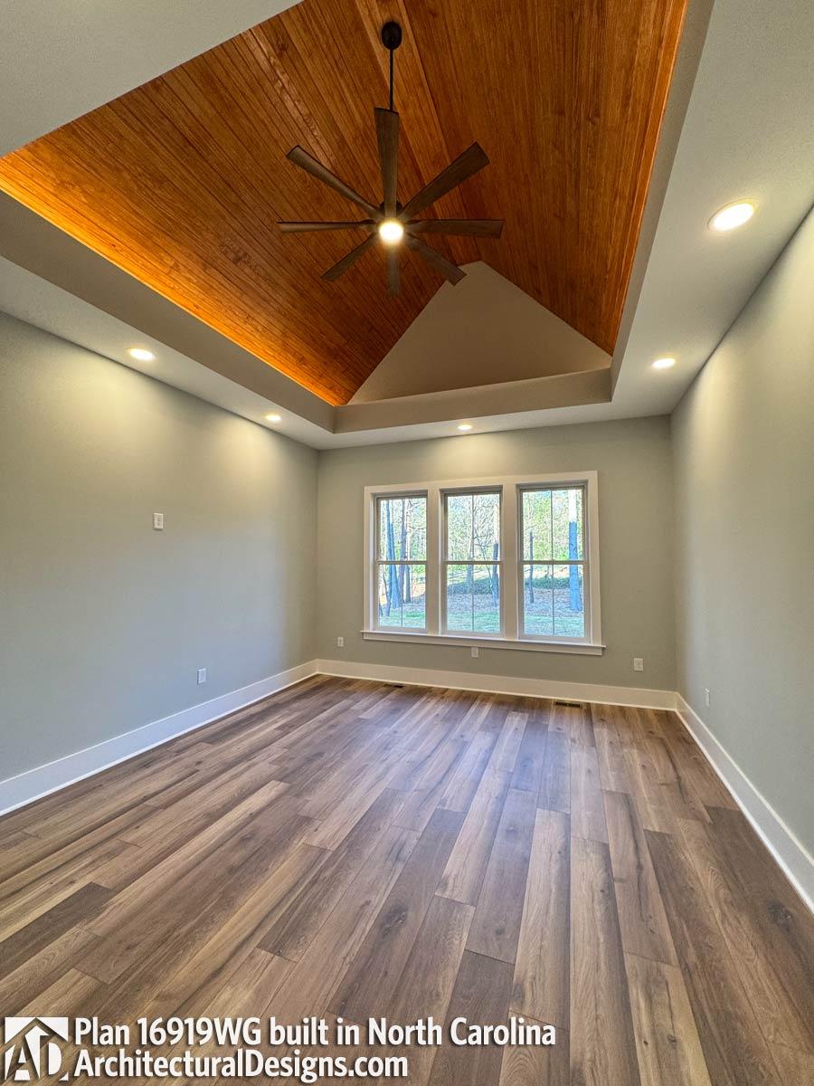 Client Photo id:  542359