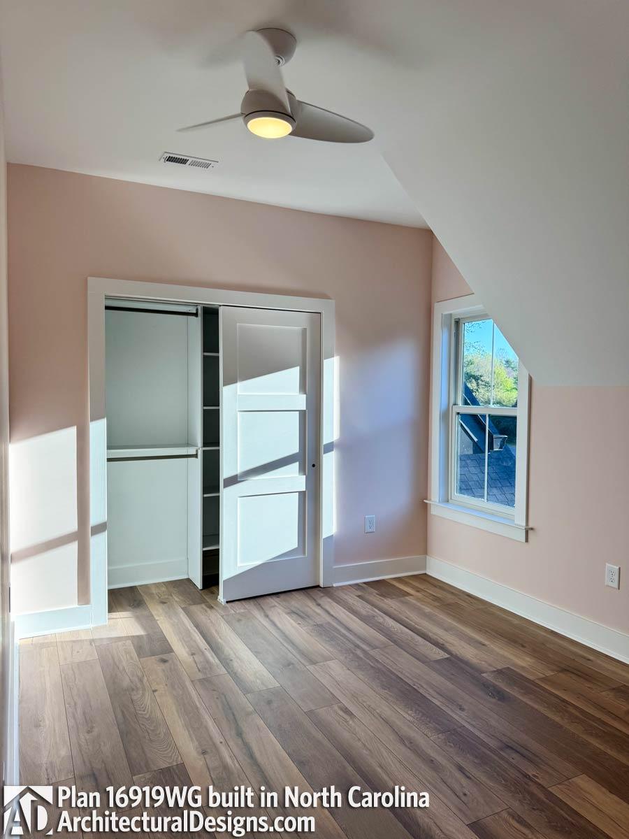 Client Photo id:  542354