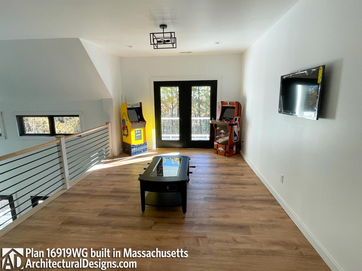 Client Photo id:  388189