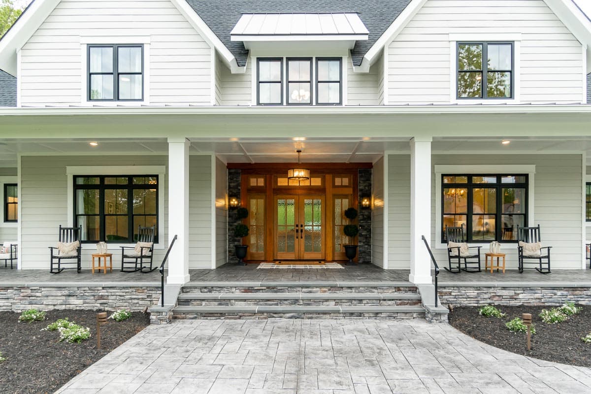 Plan 14689RK: Modern Farmhouse Plan with Formal Dining Room and Informal Lounge - Image #14 - Country, Farmhouse, Modern Farmhouse, New American