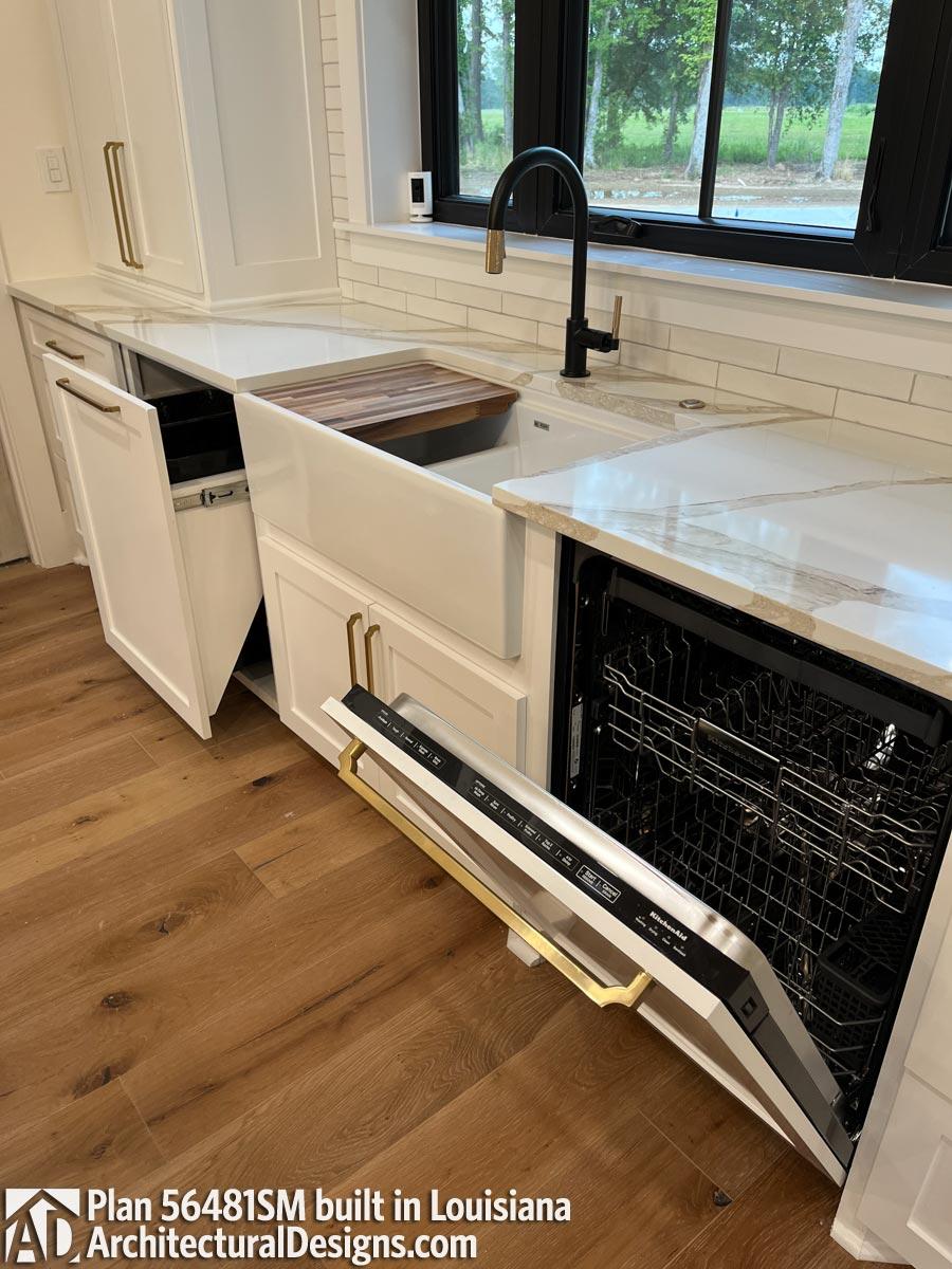 Client Photo id:  443119