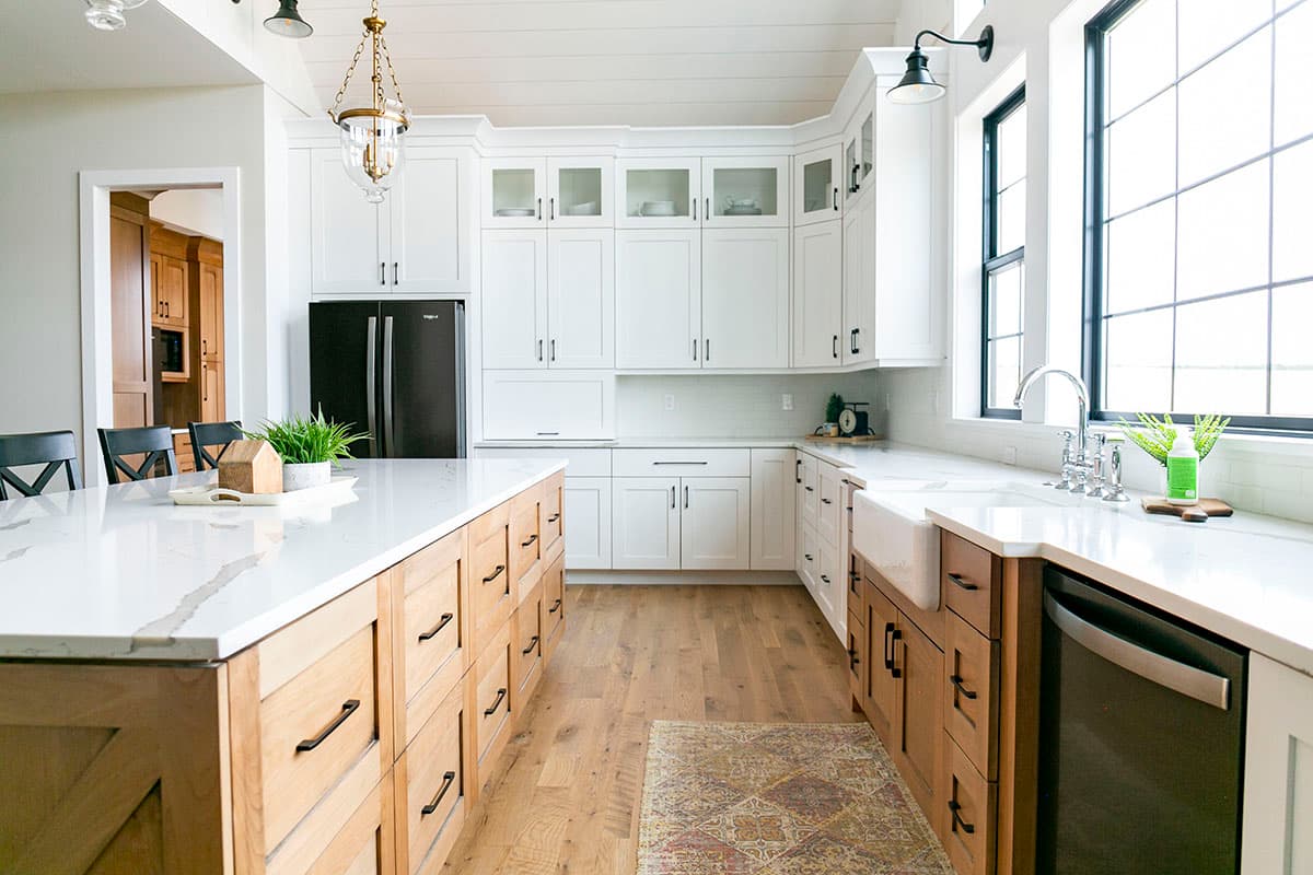 Plan 365000PED: Modern Farmhouse Plan with Home Office and Flex Room - Image #15 - Country, Craftsman, Farmhouse, Hill Country, Modern Farmhouse, Mountain, New American, Ranch, Traditional