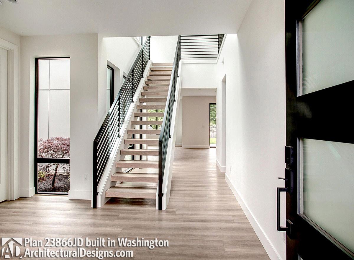 Client Photo id:  379389