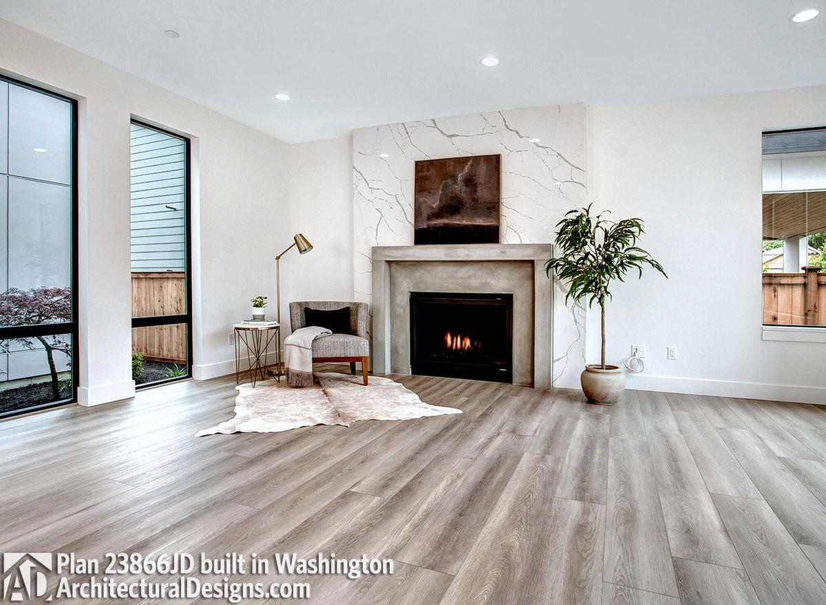 Client Photo id:  379387