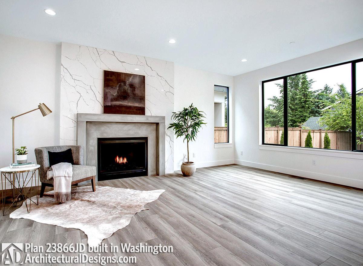 Client Photo id:  379386