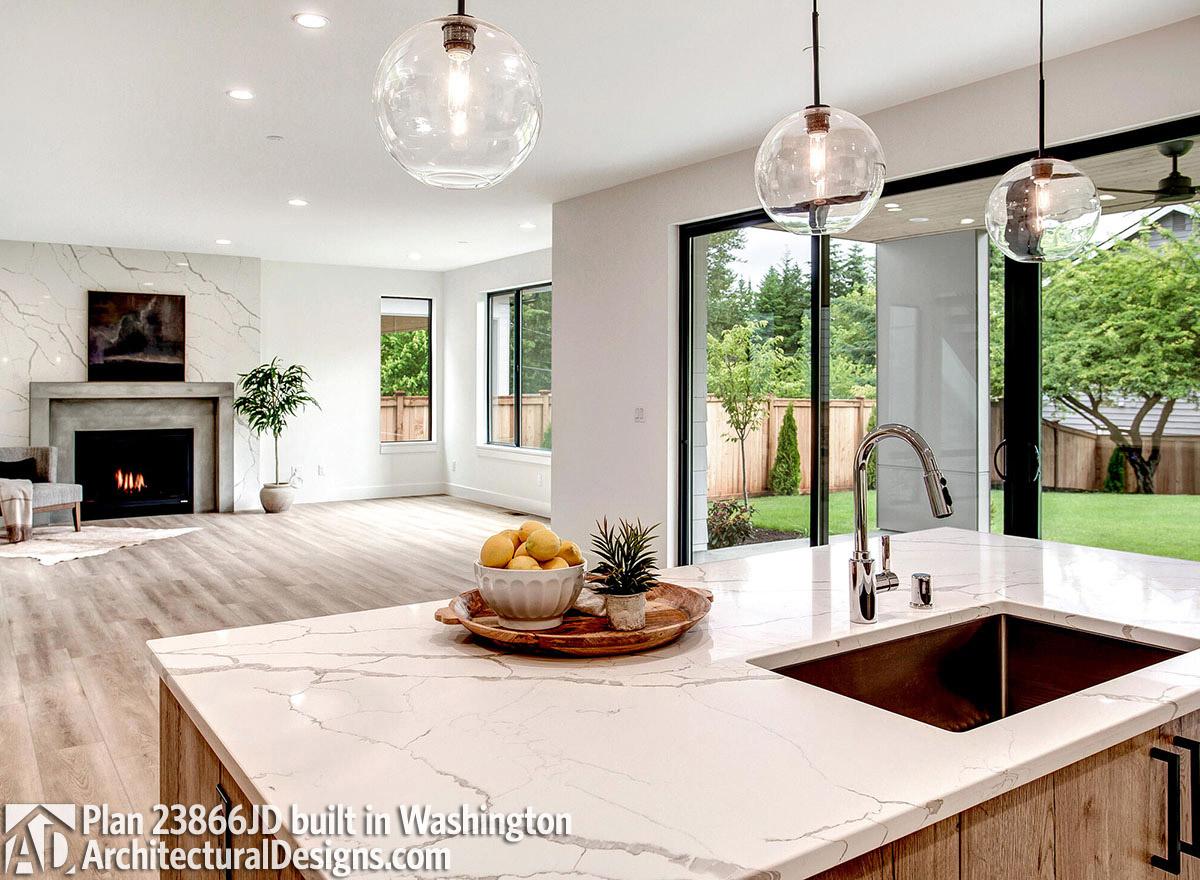 Client Photo id:  379375