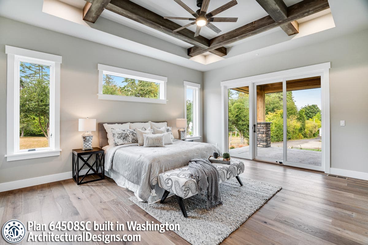 Client Photo id:  383105