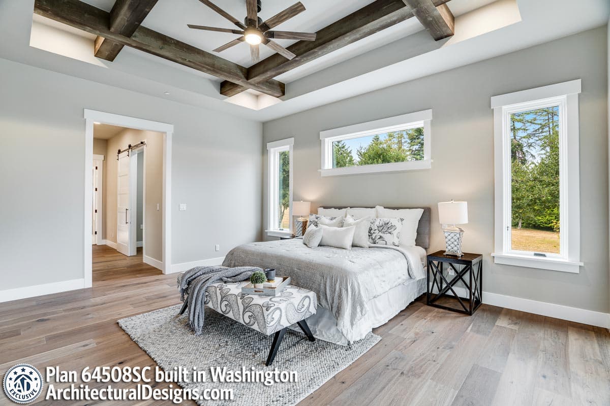 Client Photo id:  383104