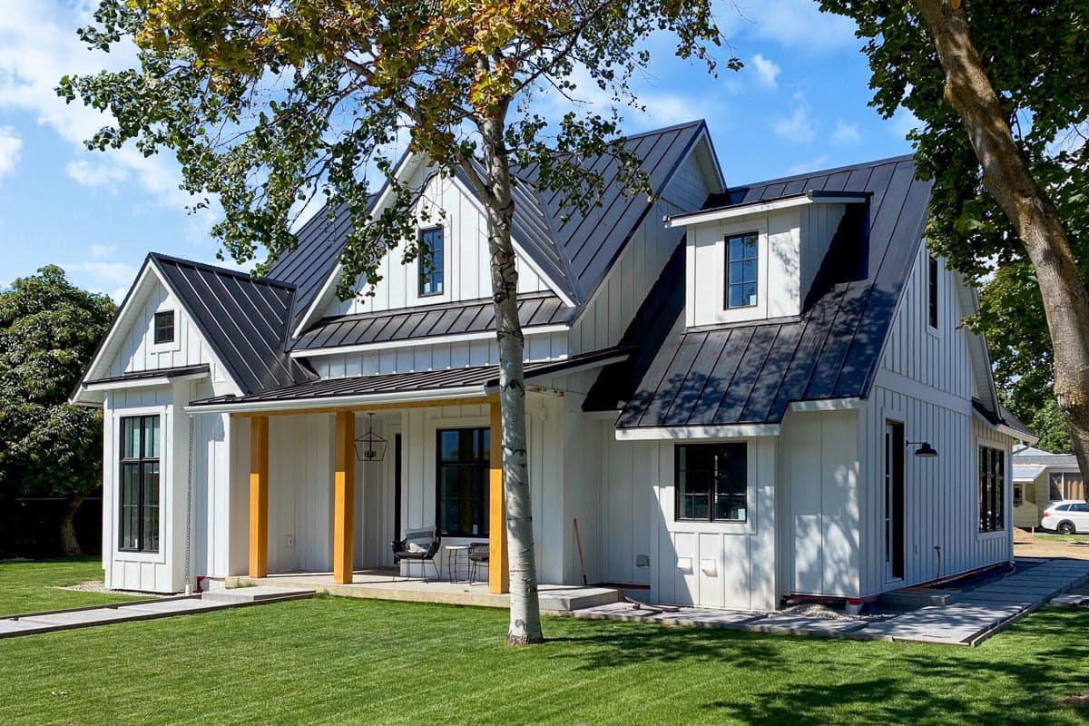 Plan 16921WG: Compact Modern Farmhouse Plan with Two Bonus Rooms - 1486 Sq Ft - Image #5 - Country, Farmhouse, Modern Farmhouse, New American