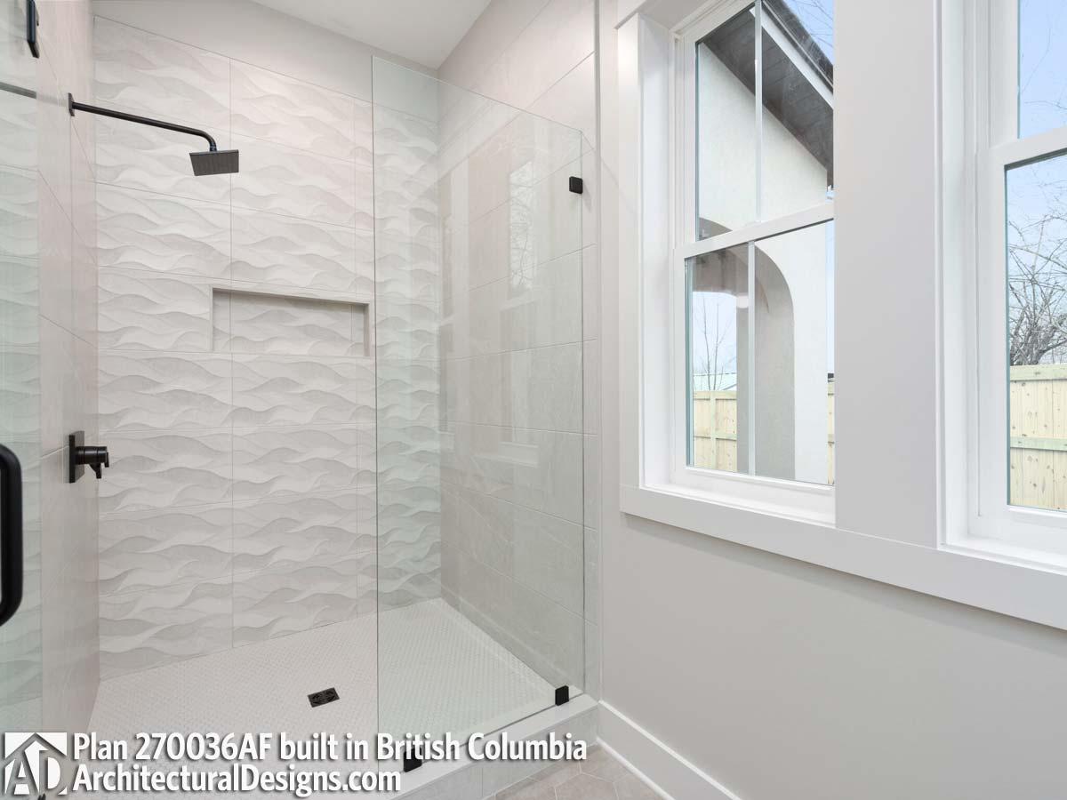 Client Photo id:  560840