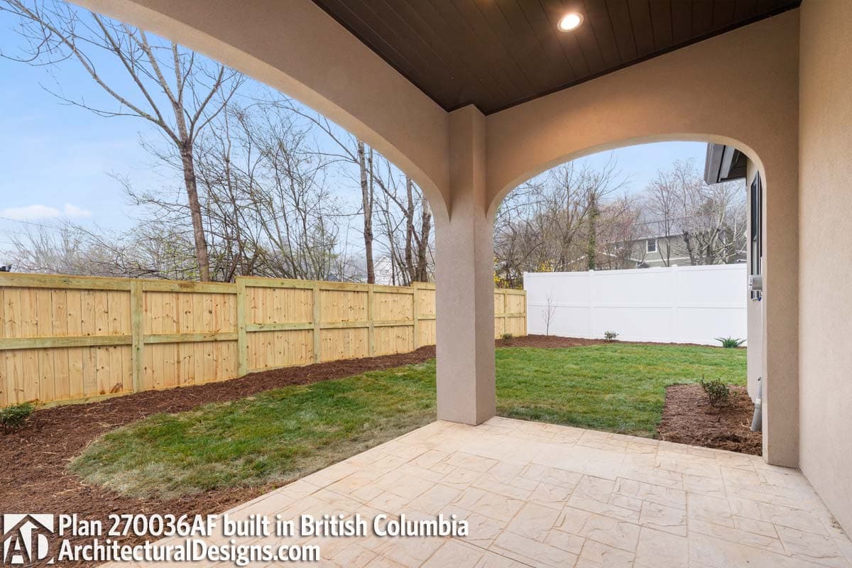 Client Photo id:  560838