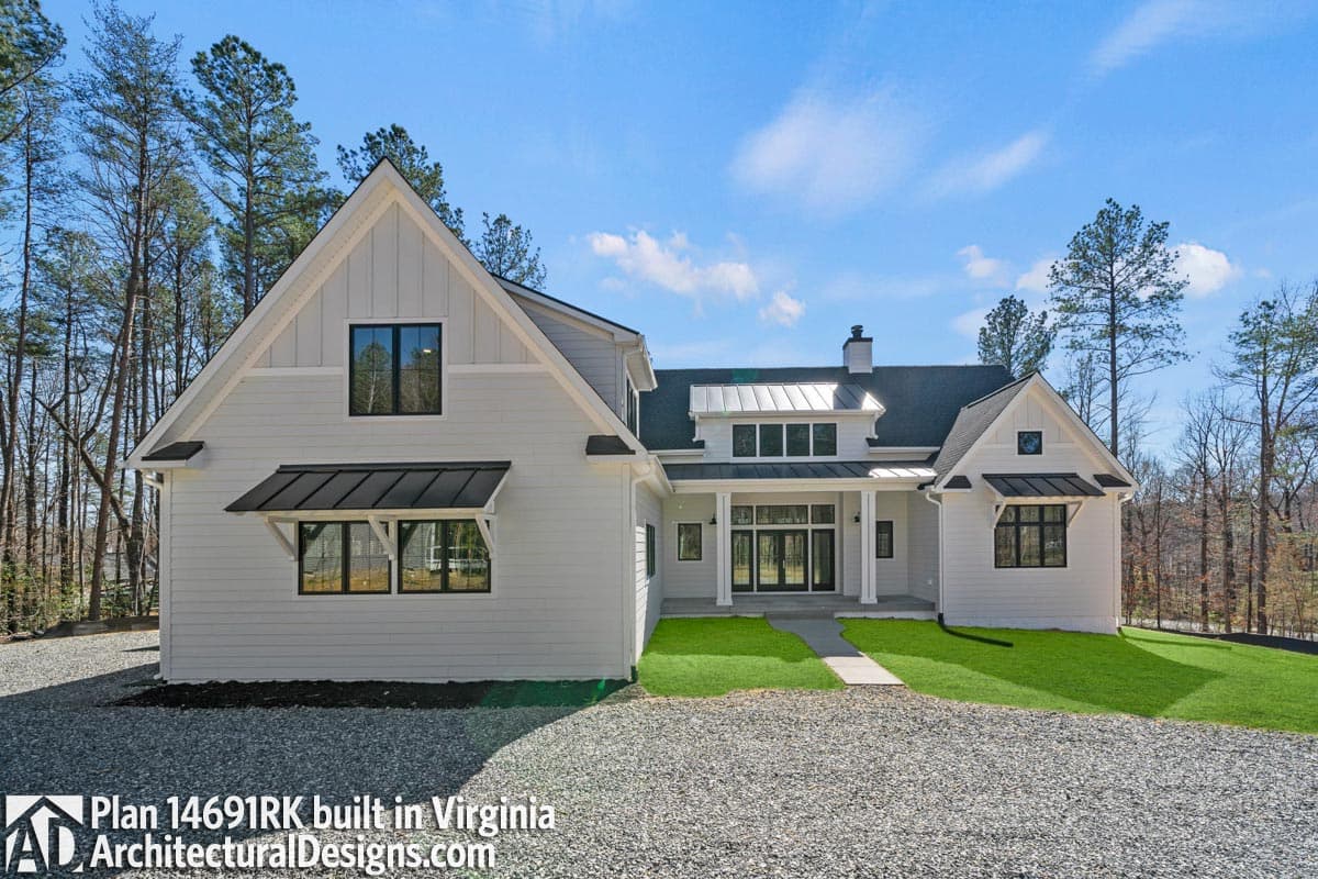 build gallery item - Modern Farmhouse 14691RK Comes to Life in Virginia