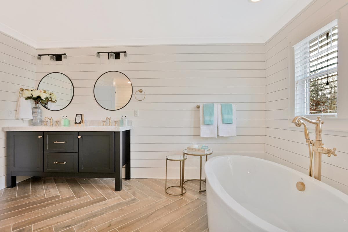 Plan 260003RVC: 4-Bed Modern Farmhouse Plan with Large Second Floor Loft - 3645 Sq Ft - Image #43 - Country, Farmhouse, Modern Farmhouse, New American, Traditional