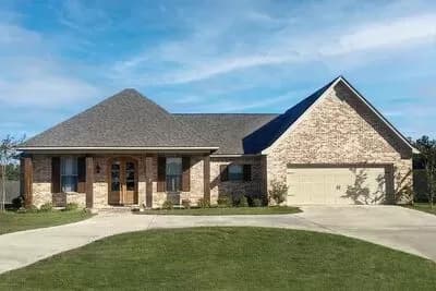 4-Bed Ranch Home Plan with Split Bedrooms