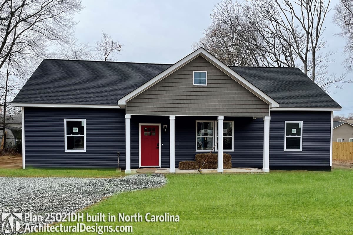 Plan 25021DH: 3-Bedroom Southern Country House Plan with Split Bedrooms - 1425 Sq Ft - Image #16 - Country, Southern