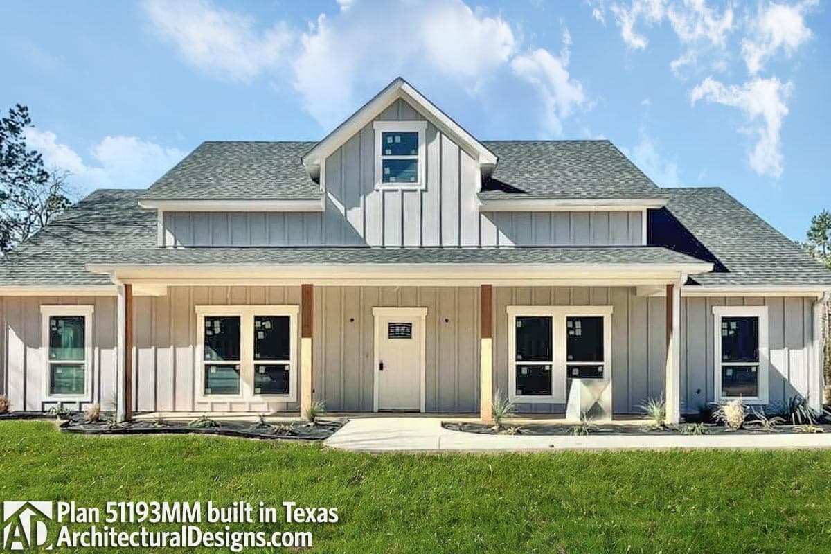 build gallery item - Plan 51193MM comes to life in Texas!