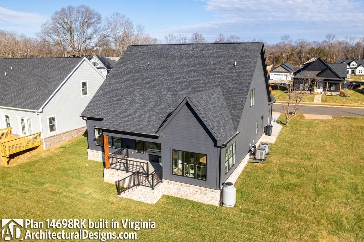 Client Photo id:  490976