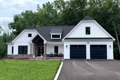 One-level Country Craftsman Home Plan with Split Bedrooms