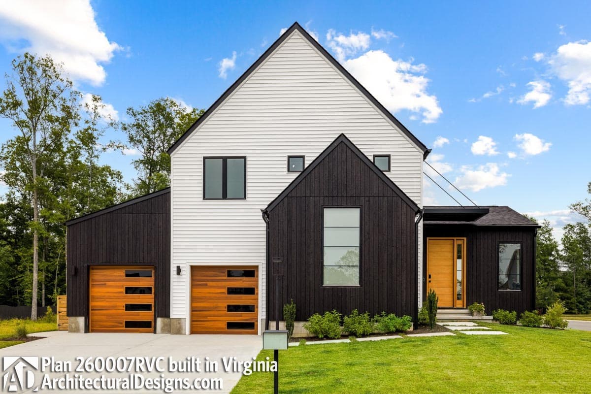 build gallery item - Contemporary House Plan 260007RVC comes to Life in Virgina