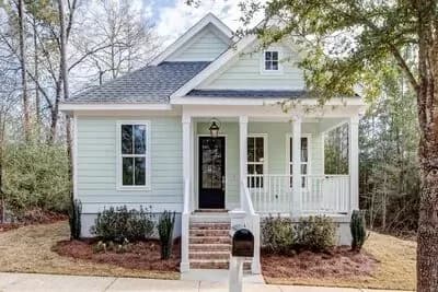 Exclusive Country Cottage with Split Bedrooms and a Flex Room