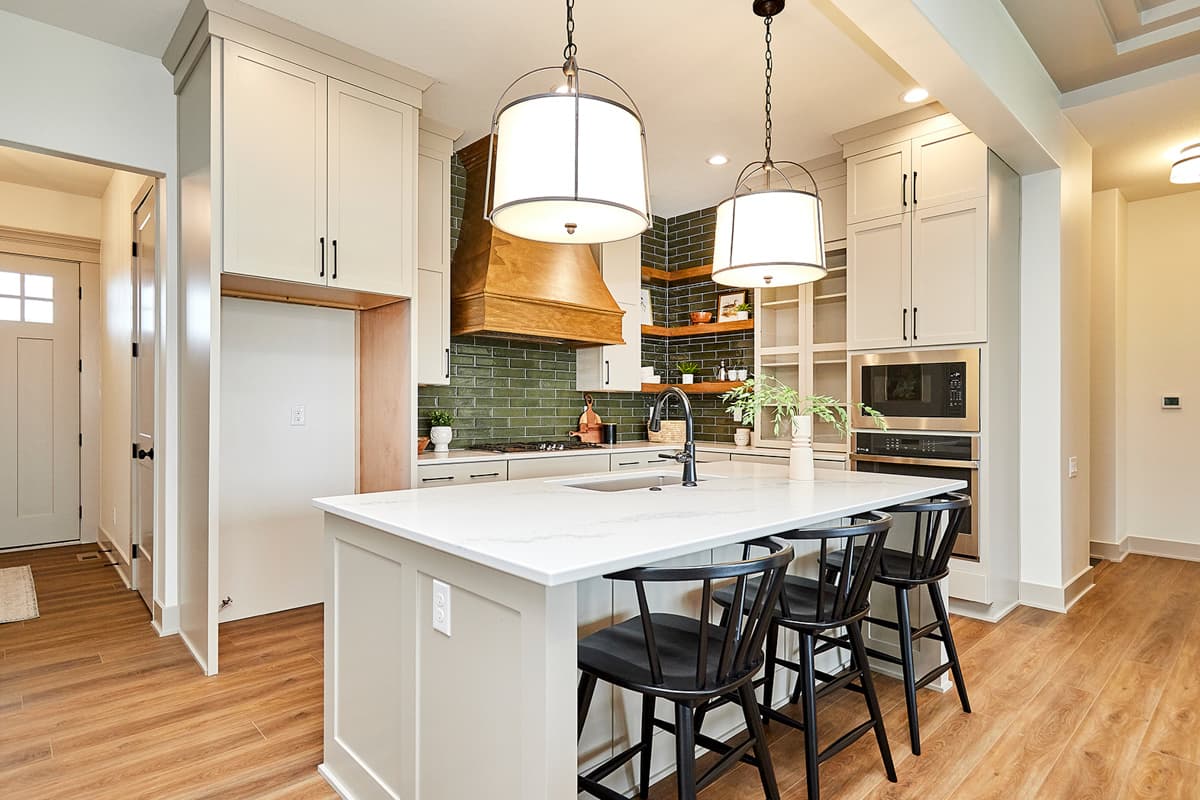 Plan 710393BTZ: 4-Bed Transitional House Plan with Large Family Room with Coffered Ceiling - Image #6 - Country, Craftsman, New American, Transitional