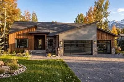 3-Bed Contemporary House Plan with Open-Concept Living Space - 1824 Sq Ft