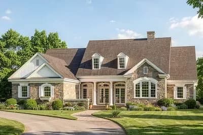 4 Bedroom English Cottage with Courtyard