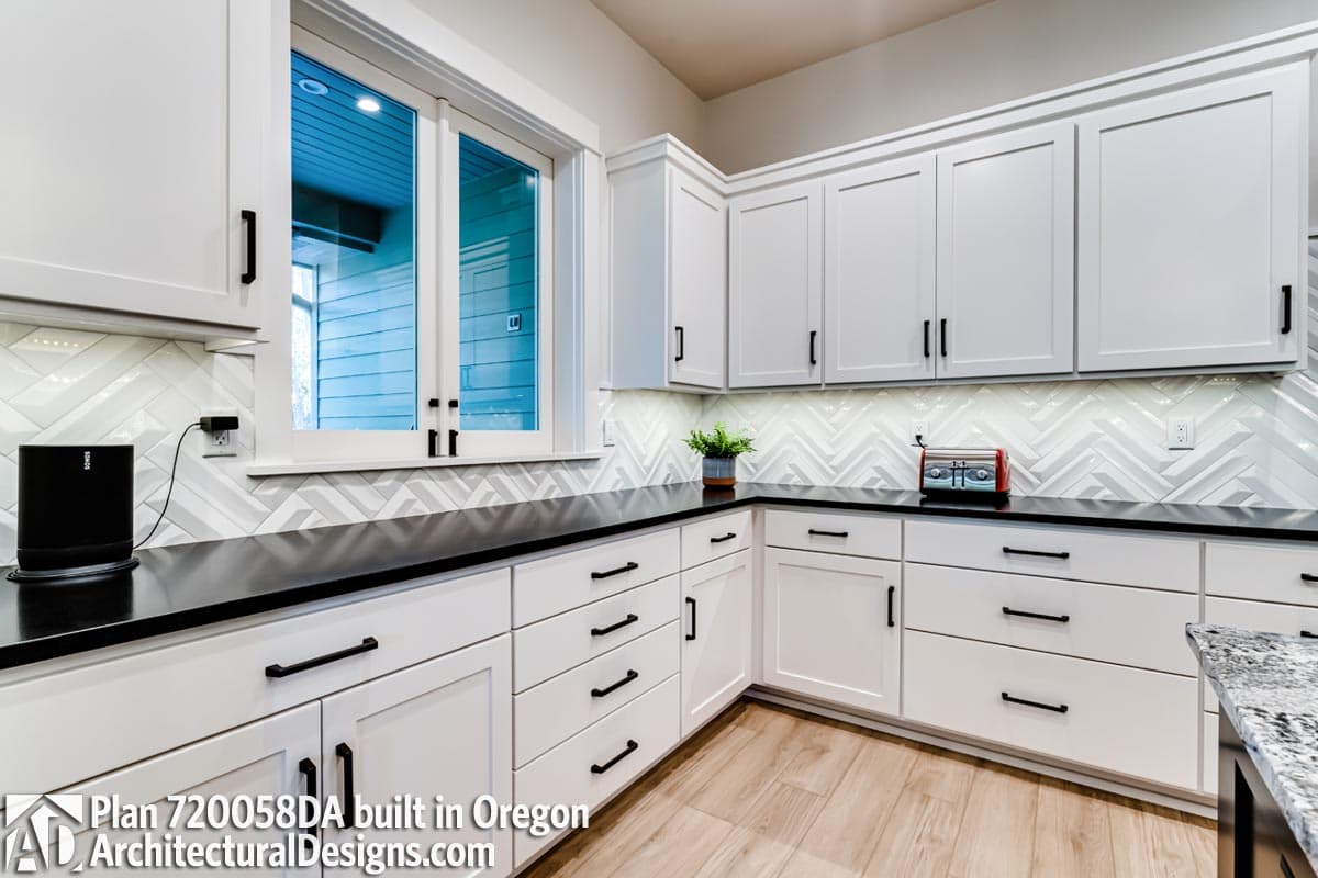 Client Photo id:  395375