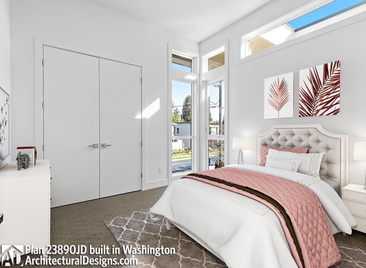 Client Photo id:  405089