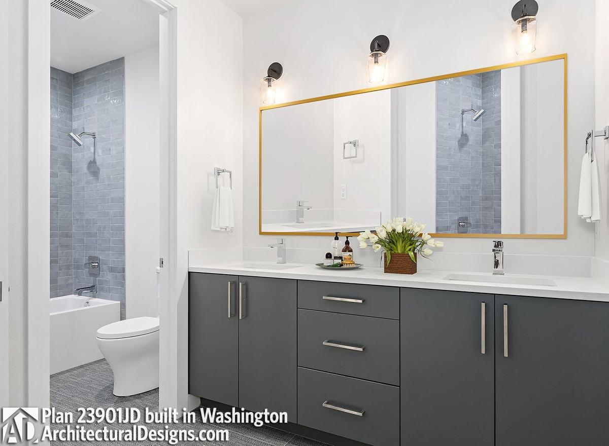 Client Photo id:  390623