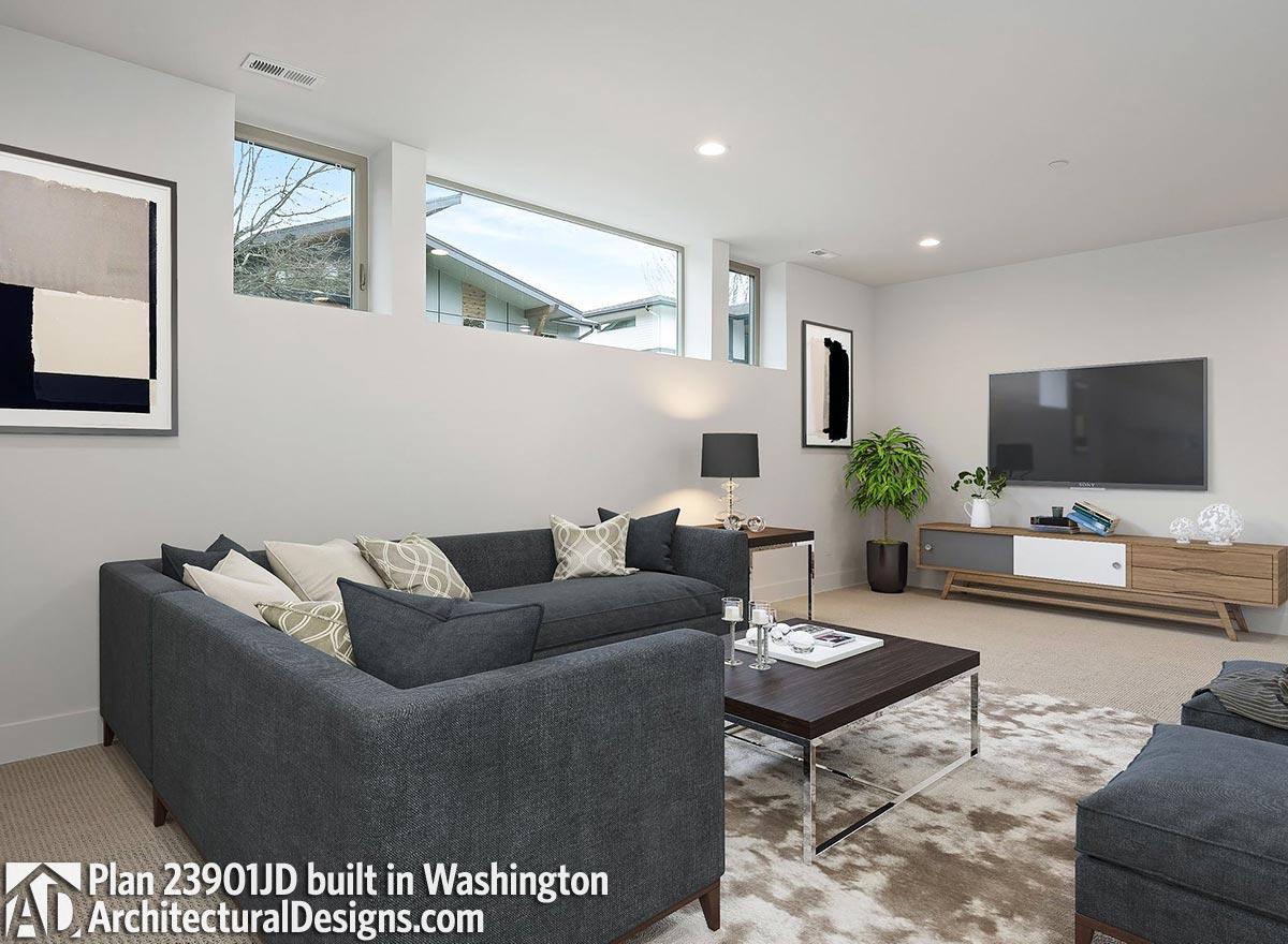 Client Photo id:  390620