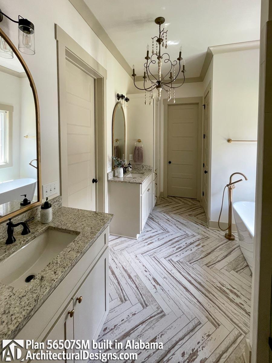 Client Photo id:  463911