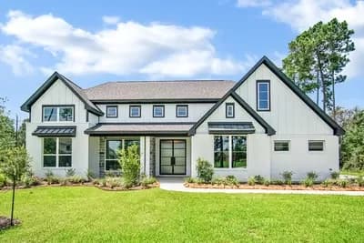 Exclusive Modern Farmhouse with Private Master Bedroom