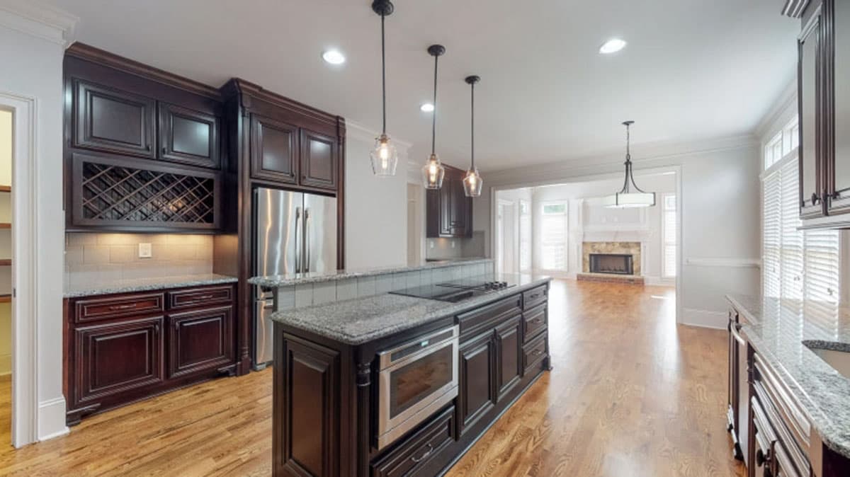 Plan 710398BTZ: 4-Bed House Plan with Dramatic Second Floor Balcony - Image #6 - Southern, Traditional