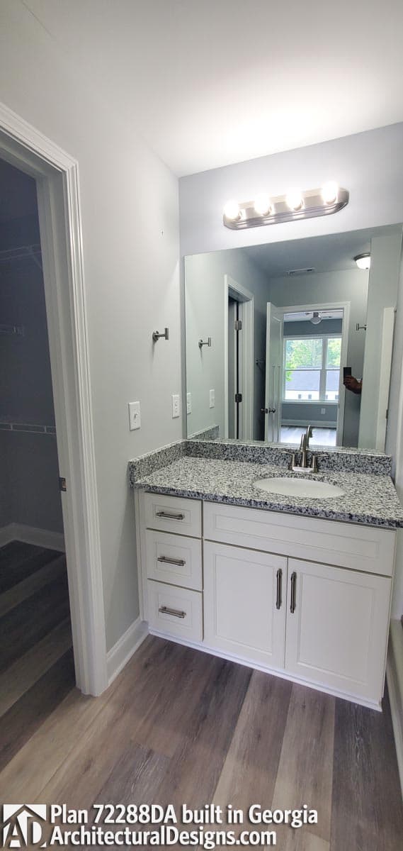 Client Photo id:  429076