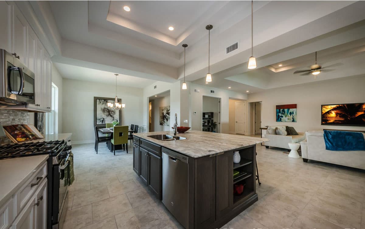 Plan 33027ZR: Contemporary Ranch Home Plan with 3 Beds Under 2600 Square Feet - Image #12 - Contemporary, Ranch, Southern, Traditional