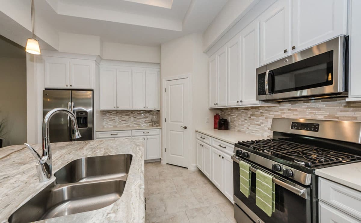 Plan 33027ZR: Contemporary Ranch Home Plan with 3 Beds Under 2600 Square Feet - Image #13 - Contemporary, Ranch, Southern, Traditional