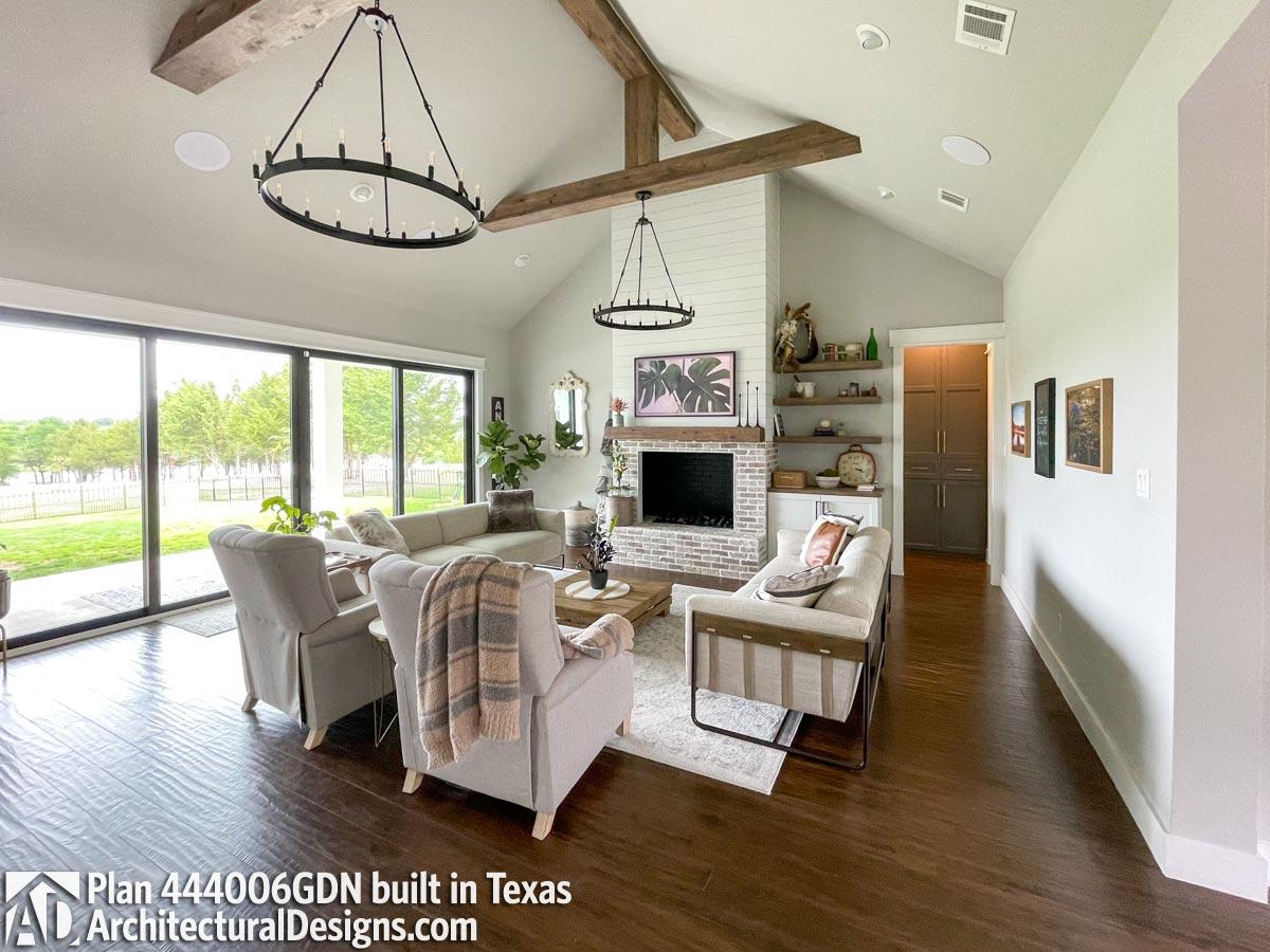 Client Photo id:  409057